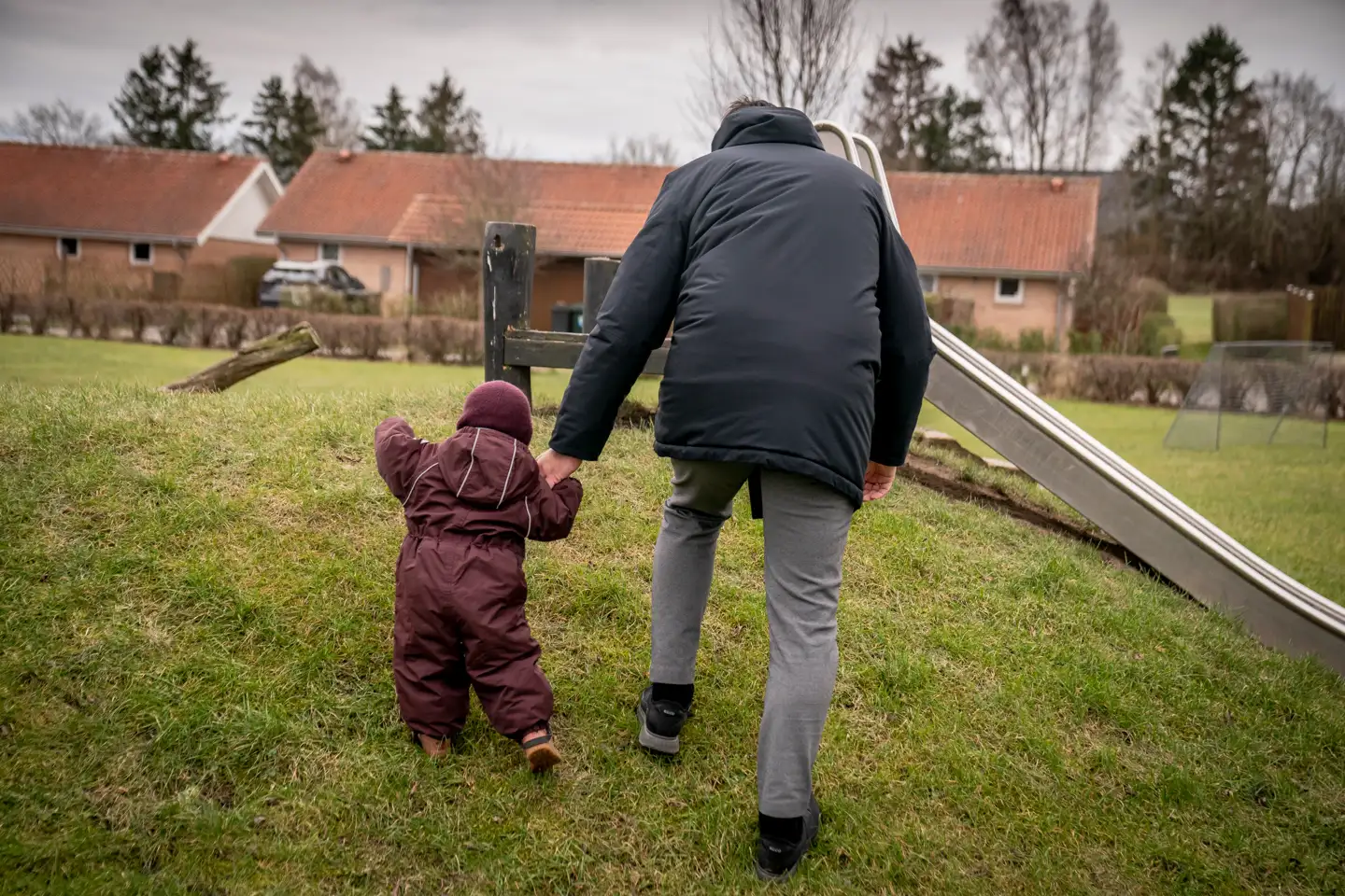 »Det er meget vanskeligt at finde en blot nogenlunde saglig begrundelse for, at du ikke må støtte dine søskende eller søskendebørn med afgiftsfrie gaver,« skriver Allan Ohms i sit svar.