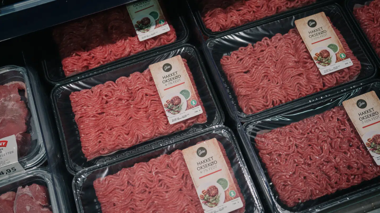 4,3 procent billigere oksekød lyder det fra Danmarks Statistik.