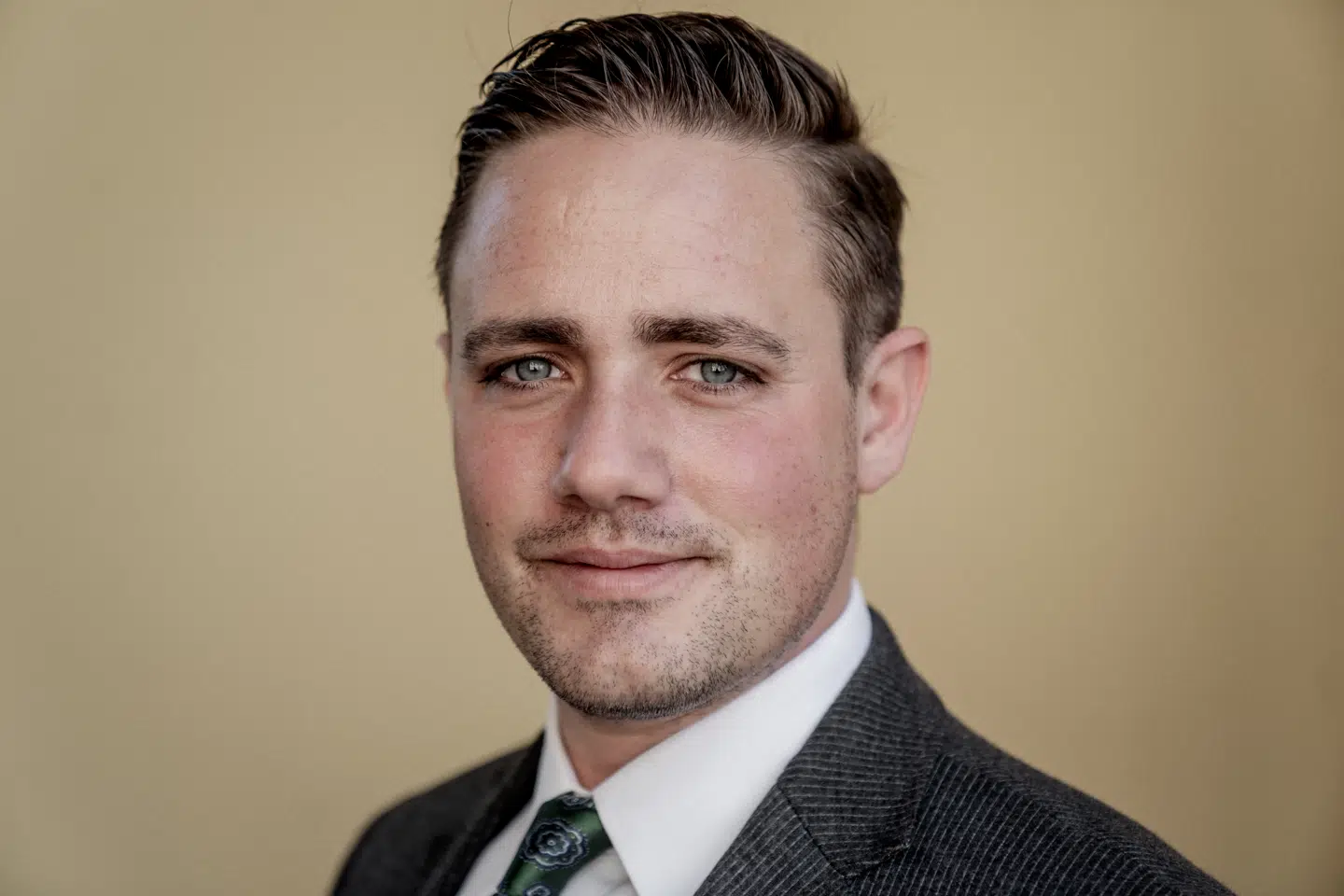 »Sikkerhed fører til ligegyldighed, der fører til relativisme, som igen afføder nihilisme. Og så er vi allerede tilbage ved begyndelsen, hvor magt er ret. Og som vi har lært i de senere år, er det netop dér, historien begynder igen.«