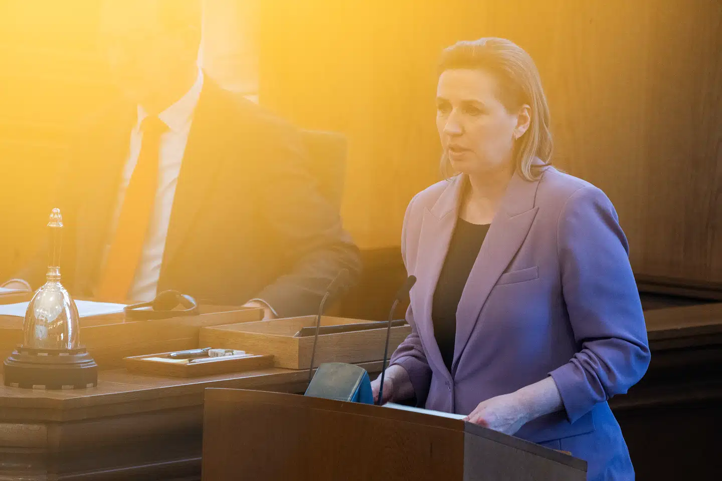 Statsminister Mette Frederiksen (S) får sammen med kollegerne i Folketinget en klækkelig lønstigning.