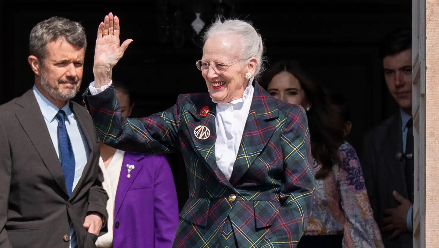 Dronning Margrethe fejrede sin nylige 85-års fødselsdag på Fredensborg Slot, hvor kong Frederik og familien blev inviteret med indenfor til de private festligheder.