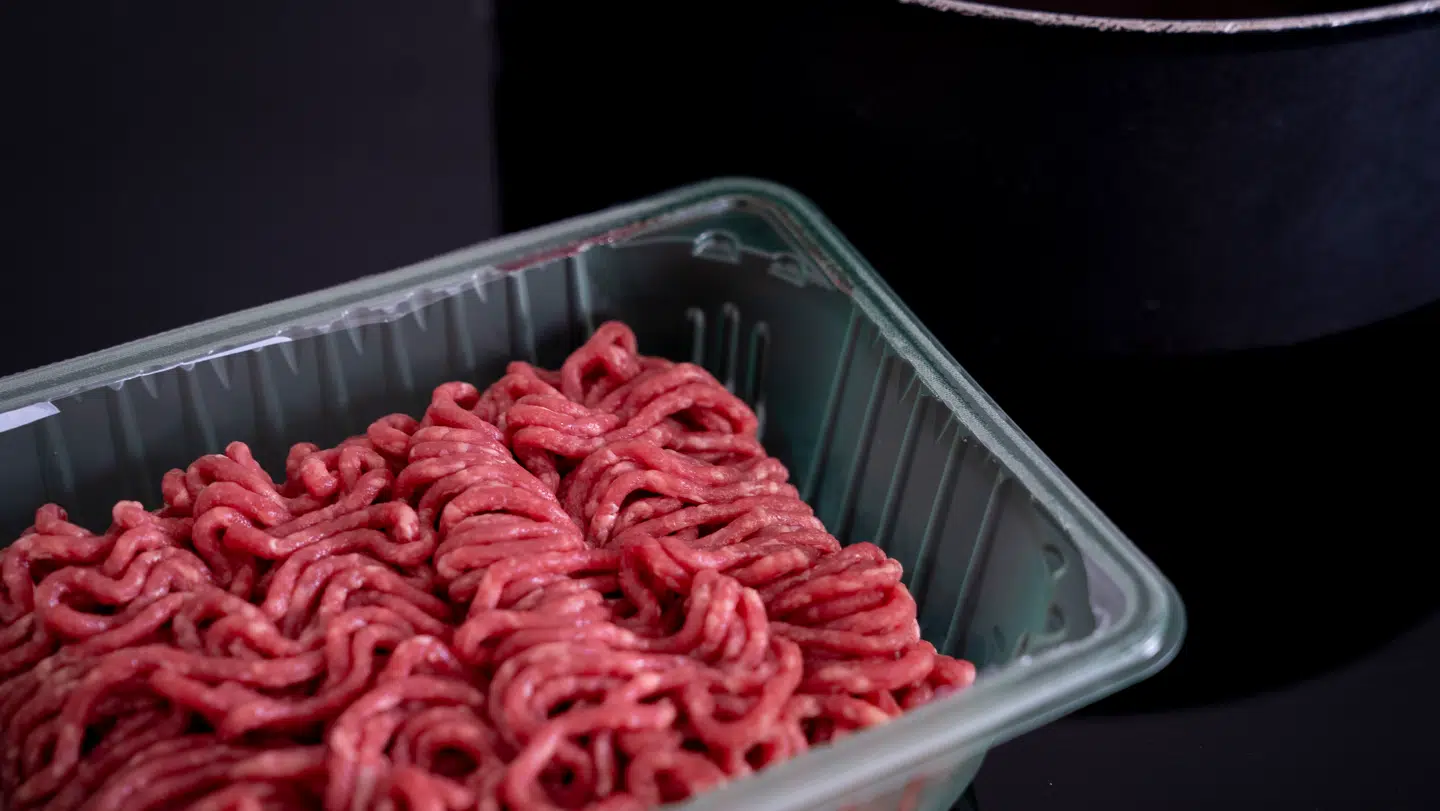 Prisen på okse- og kalvekød er steget knap 17 procent det sidste halve år ifølge Danmarks Statistik. Det påvirker markedet.