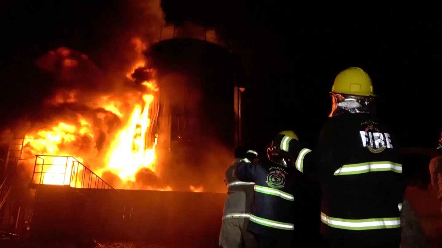 En cementfabrik var blandt andet et af målene fra israelsk og amerikansk side mandag.