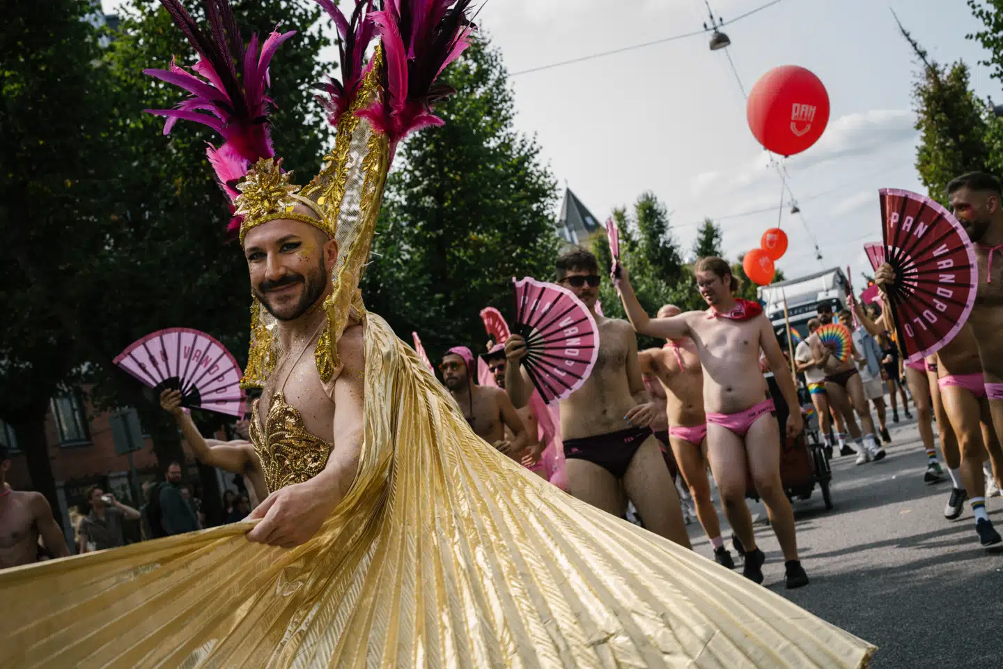 »Sidste år var naturligvis et tillidsbrud, som vil sidde i baghovedet. Derfor vil det også kræve ekstra tilløb og mange snakke, hvis vi skal være med igen. Der blev tilføjet et ekstra politisk lag, som komplicerede at være sponsor,« siger kommunikationschef i TUI, Mikkel Hansen om baggrunden for, at virksomheden heller ikke i år støtter Copenhagen Pride.