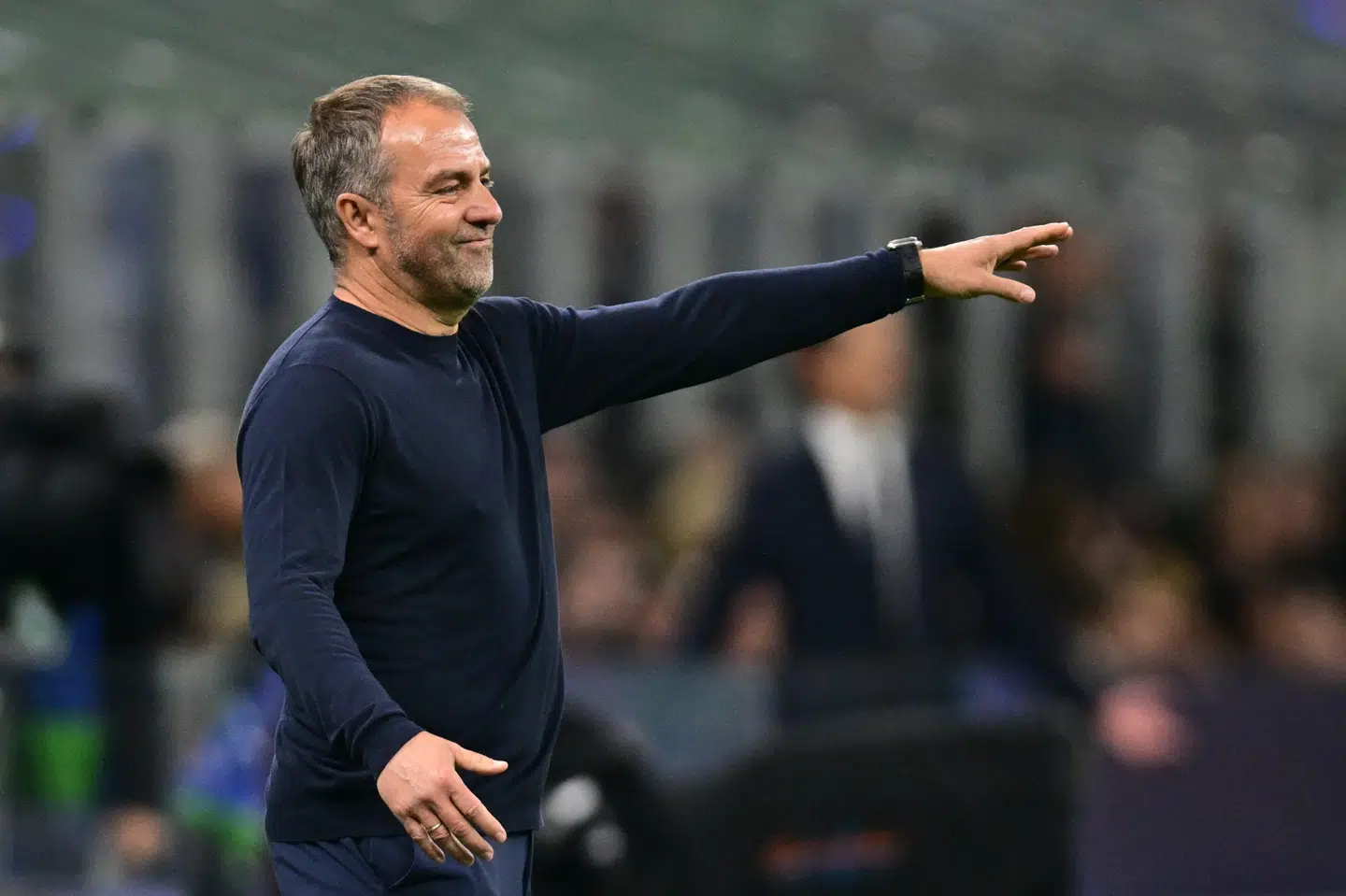 Barcelonas cheftræner Hansi Flick har kun rosende ord tilovers for sine spillere efter holdets nederlag til Inter i Champions League, mens dommeren får mindre pæne ord med på vejen.