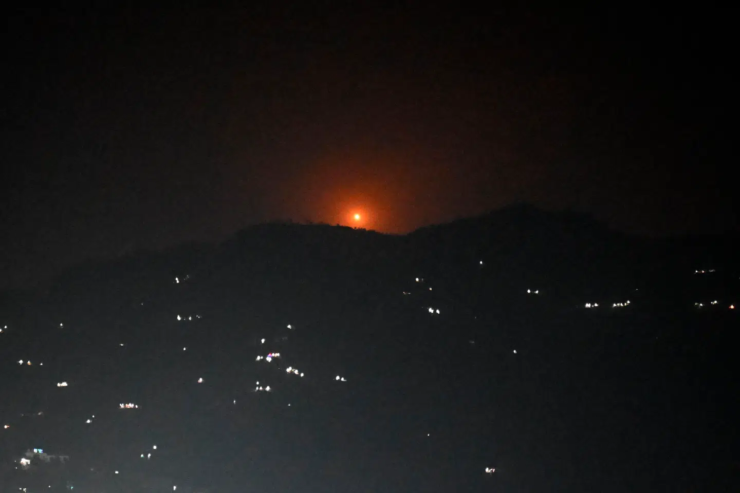 Indien har i nat angrebet flere mål i Pakistan.