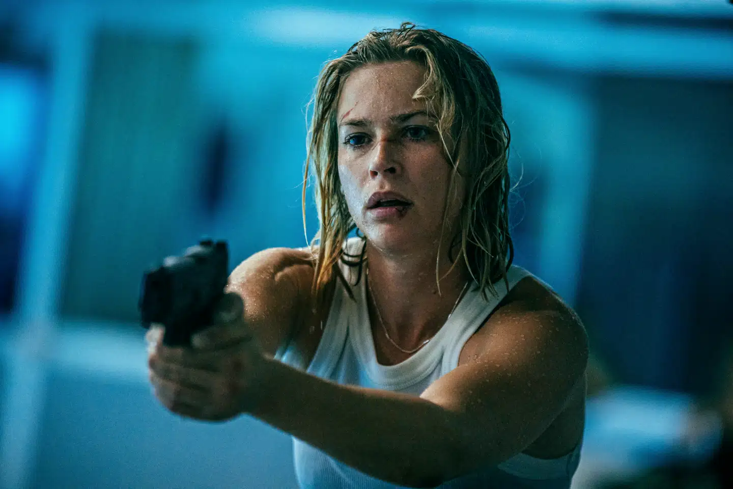 Skal du smage på mors ost? Kampscenerne med Jeanne Goursaud fra »Exterritorial« byder på masser af filmvold. Men filmen er interessant af helt andre grunde.