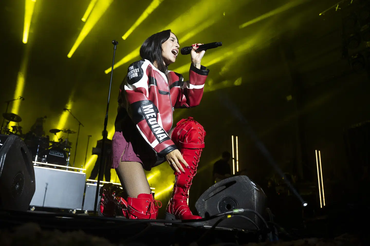 Medina spiller 10. august 2024 på Bøgescenen ved festivalen Smukfest i Skanderborg. I år vender hun tilbage, har Smukfest annonceret fredag. Også navne som Noah Carter, Annika og Svea S. er blandt de navne, festivalen har føjet til programmet. (Arkivfoto).