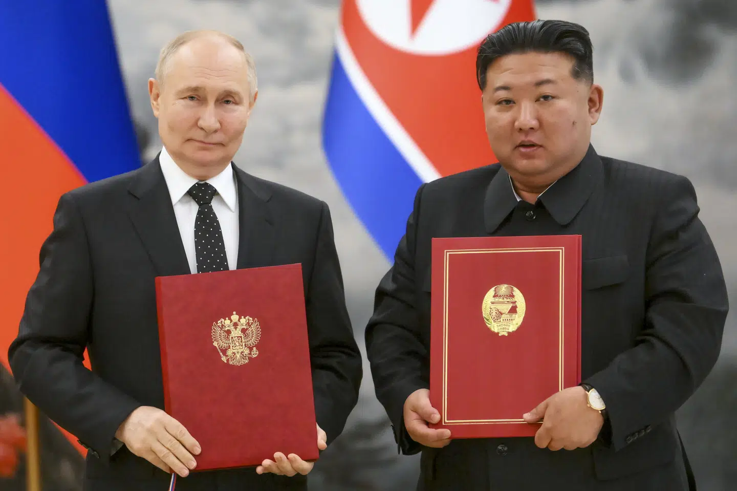 Ruslands præsident, Vladimir Putin, sammen med Nordkoreas leder, Kim Jong-un, under et besøg i den nordkoreanske hovedstad, Pyongyang. (Arkivfoto).