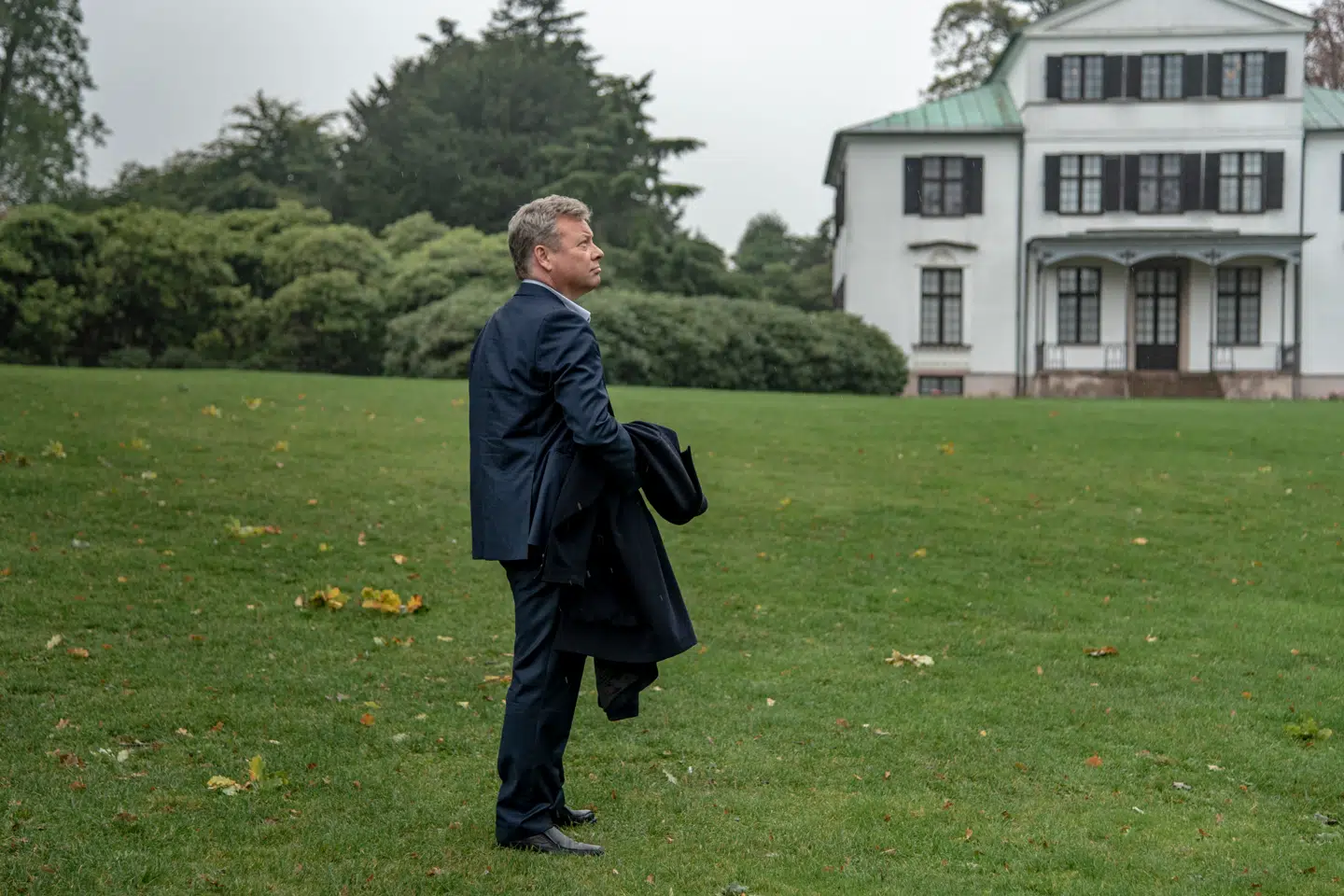 »Hvis dansk bliver officielt sprog, tvinger det offentlige myndigheder, herunder skattefinansierede uddannelsesinstitutioner, væk fra motorvejen mod mere engelsk sprog på bekostning af dansk,« skriver Jarl Cordua, billedet.