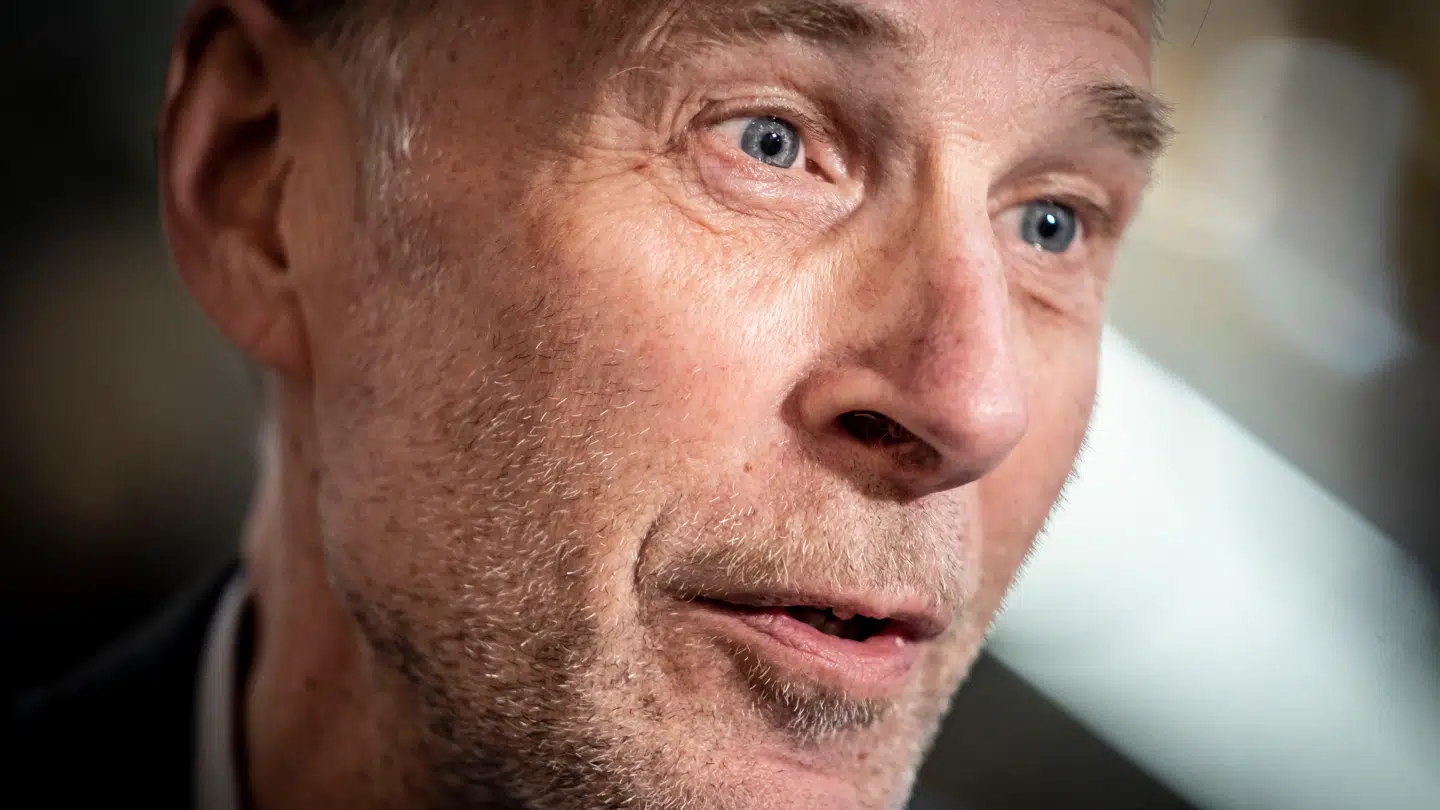 Torsdag morgen erfarede TV 2, at Jon Stephensen har lavet en aftale med Moderaterne.