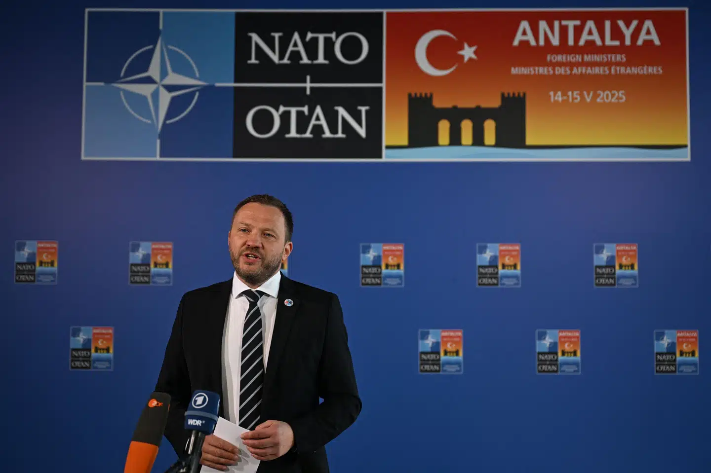 Estlands udenrigsminister, Margus Tsahkna, under et uformelt Nato-udenrigsministermøde i Antalya torsdag forud for starten på mulige forhandlinger mellem Rusland og Ukraine.