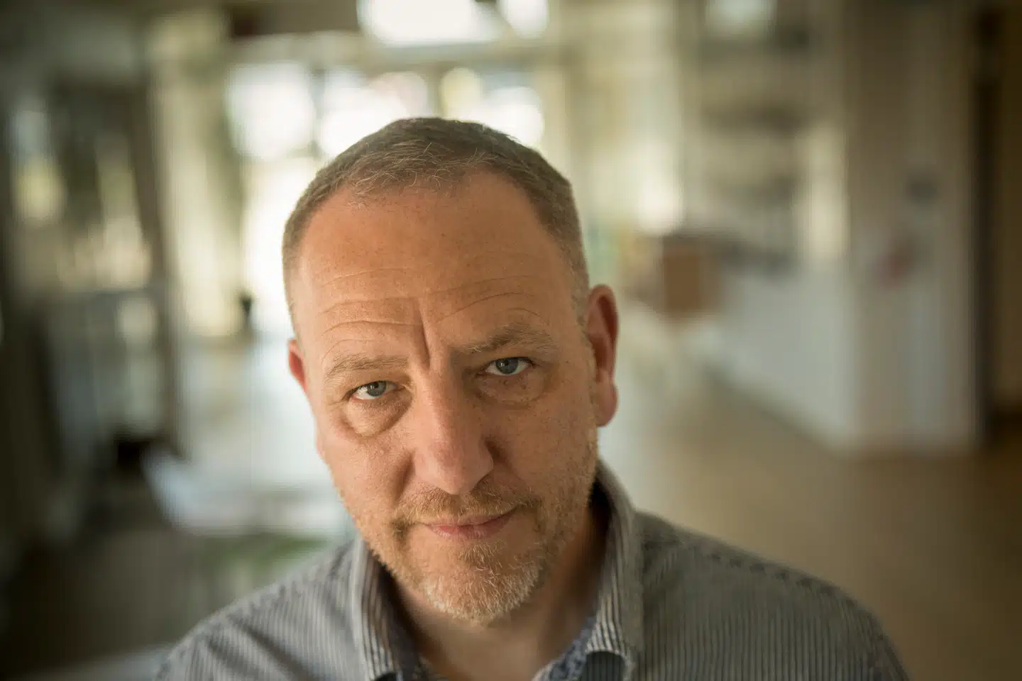 John Risberg er skoleleder på Novaskolen i Vejle, hvor ansatte har beskrevet et forrået arbejdsmiljø og en børnegruppe, der har en anden tilgang til at være i et fællesskab, end den havde engang.