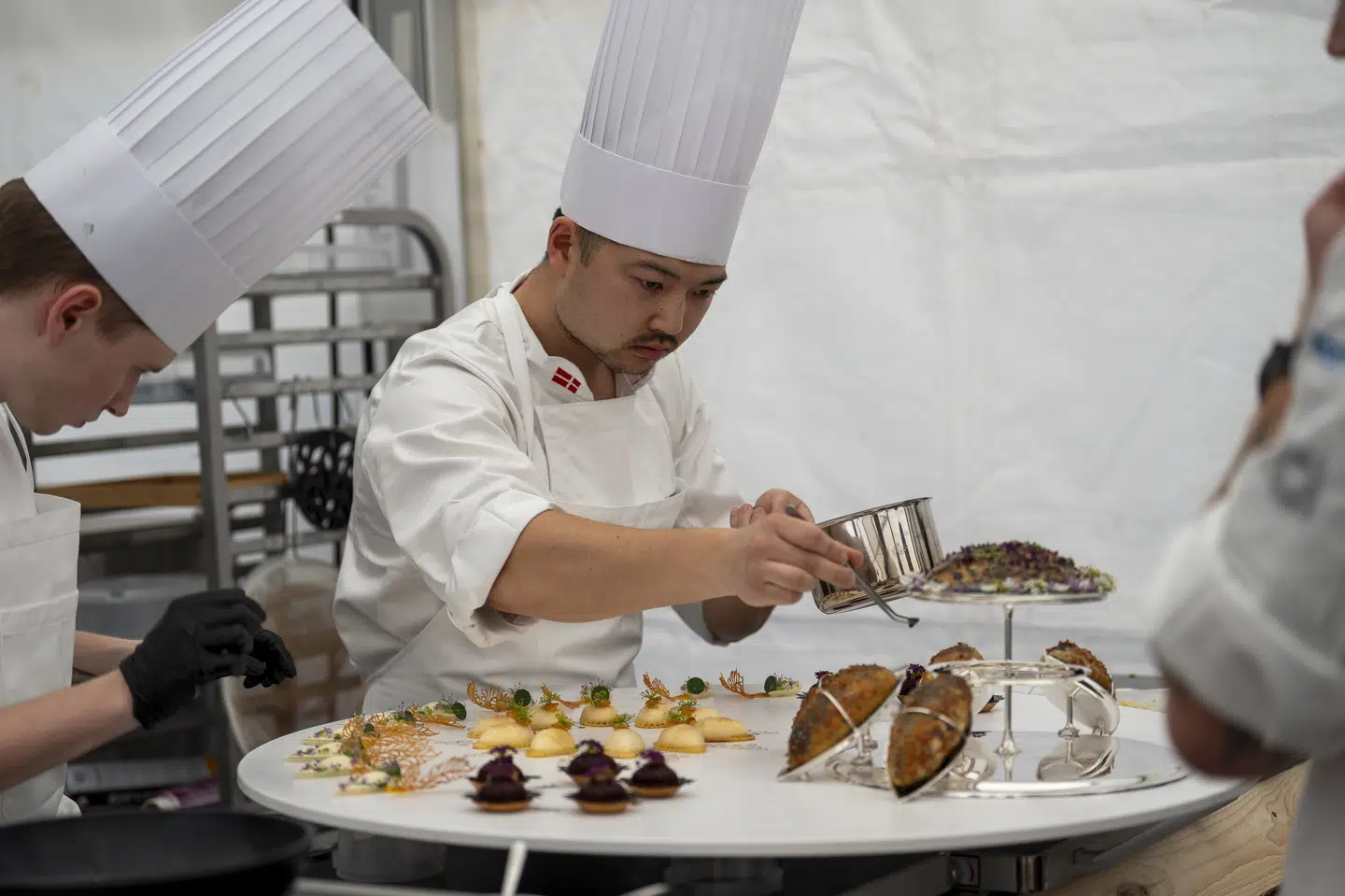 Christian Wellendorf, Danmarks næste repræsentant ved de prestigefyldte kokkekonkurrencer Bocuse D'or, er 29 år og blev udlært fra Restaurant Babette i Vordingborg i 2017