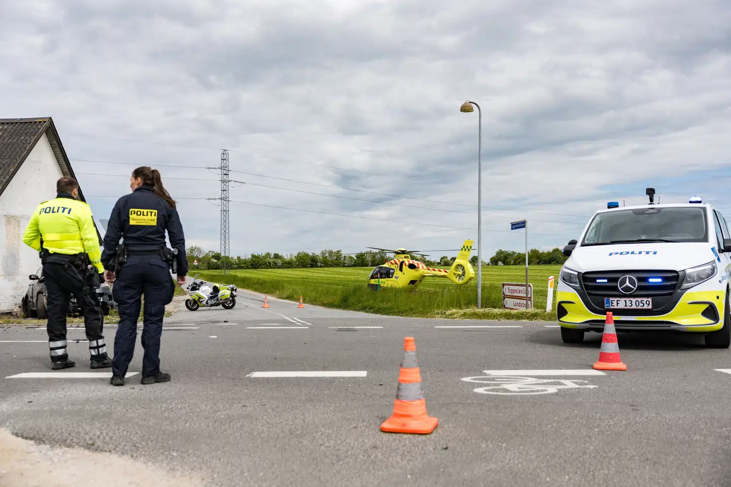 En helikopter blev tilkaldt i forbindelse med en ulykke på Næstved Landevej lørdag formiddag.