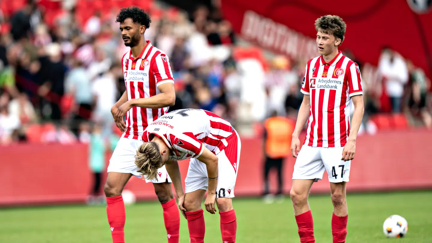 AaB mistede fatningen mod Silkeborg og rykkede ud af Superligaen.