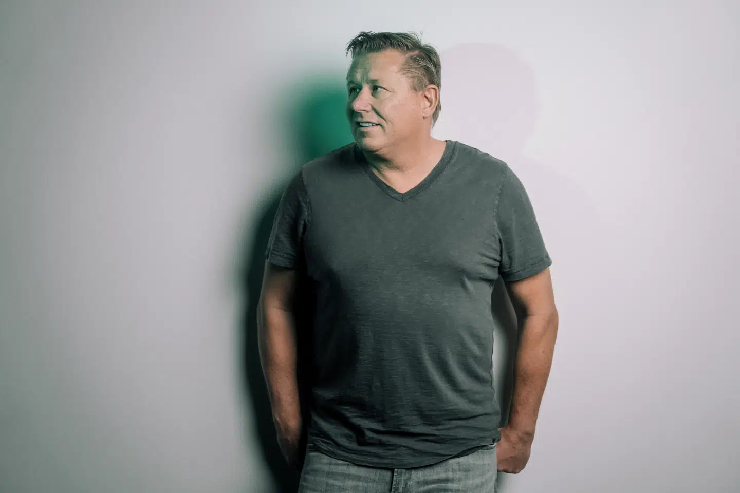 Jesper Laustrup Nielsen – bedre kendt som Kasi-Jesper – har i årevis udkæmpet et slagsmål mod sin tidligere arbejdsgiver, smykkeselskabet Pandora. Trods modgang i retssystemet nægter han at opgive sagen.