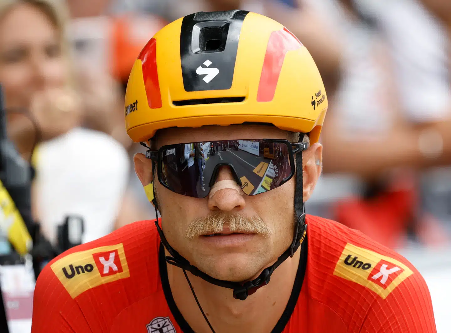 Cykelrytteren Magnus Cort er en del af den populære overskægstrend.