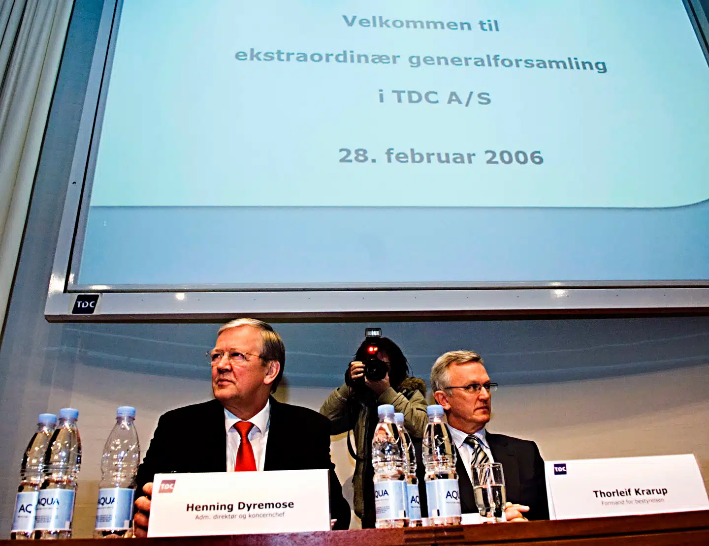 Henning Dyremose og Thorleif Krarup på den ekstraordinære generalforsamling i TDC i 2006. Her overtog den dengang 36-årige Kurt Björklund fra kapitalfonden Permira posten som bestyrelsesformand for TDC, efter en række kapitalfonde havde opnået kontrol med selskabet. Henning Dyremose fortsatte i en periode som administrerende direktør, men blev herefter selv formand.