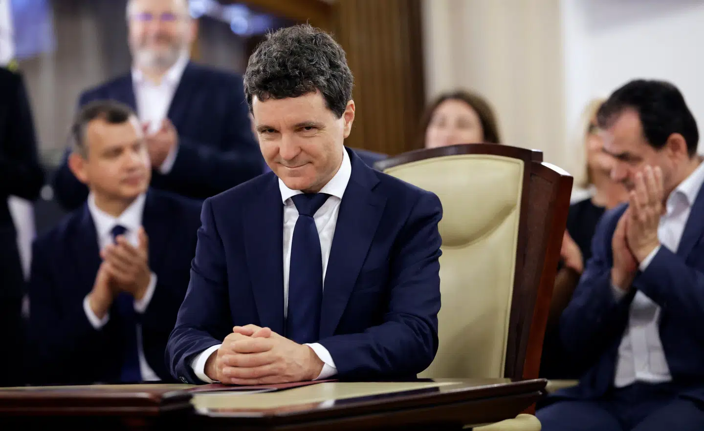 Den liberale Bukarest-borgmester Nicusor Dan bliver Rumæniens nye præsident. Robert Ghement/EPA/Ritzau Scanpix