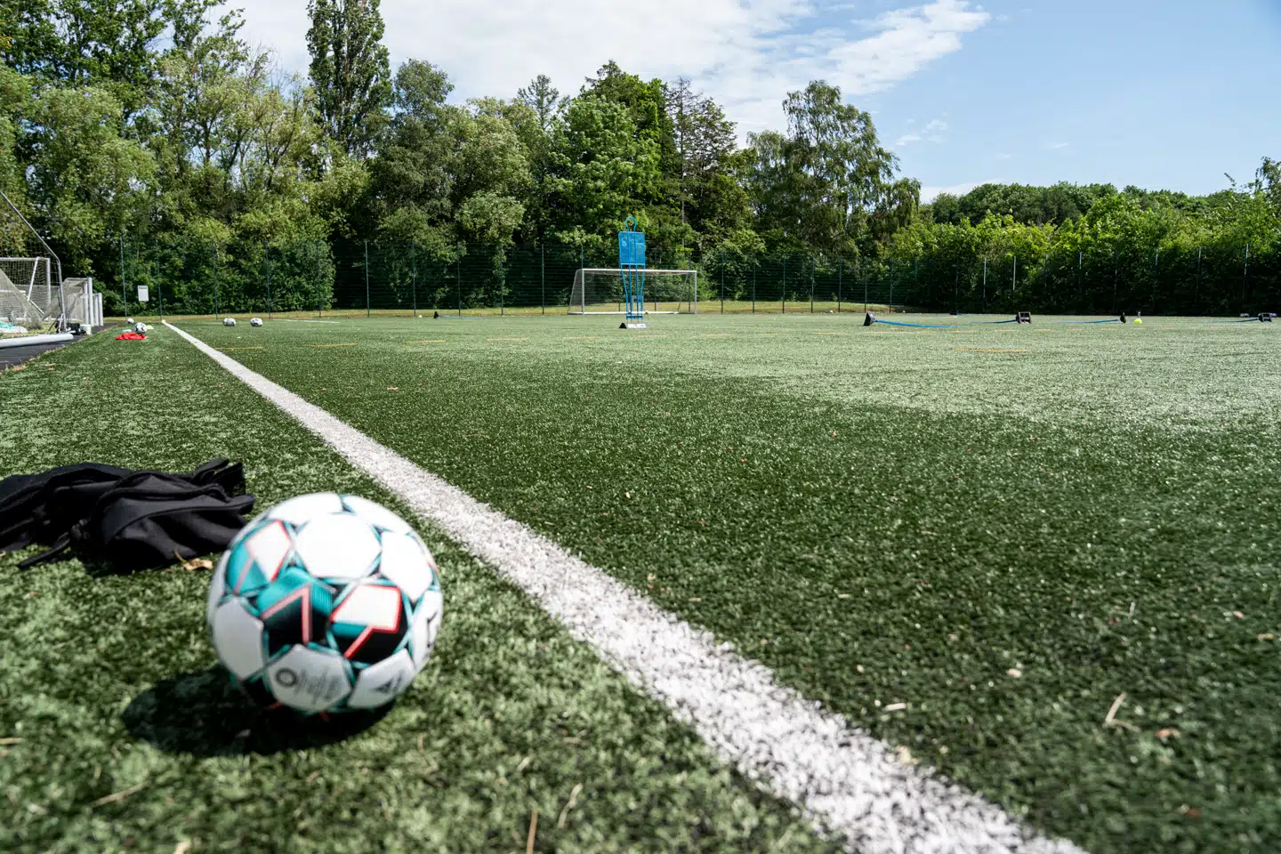 Da Kasper Andersson selv var dreng, mødte han en fodboldtræner, der lærte ham at være i samklang med sine omgivelser. Men hvilke rollemodeller har unge drenge i dag? Arkivfoto: Niels Christian Vilmann, Scanpix