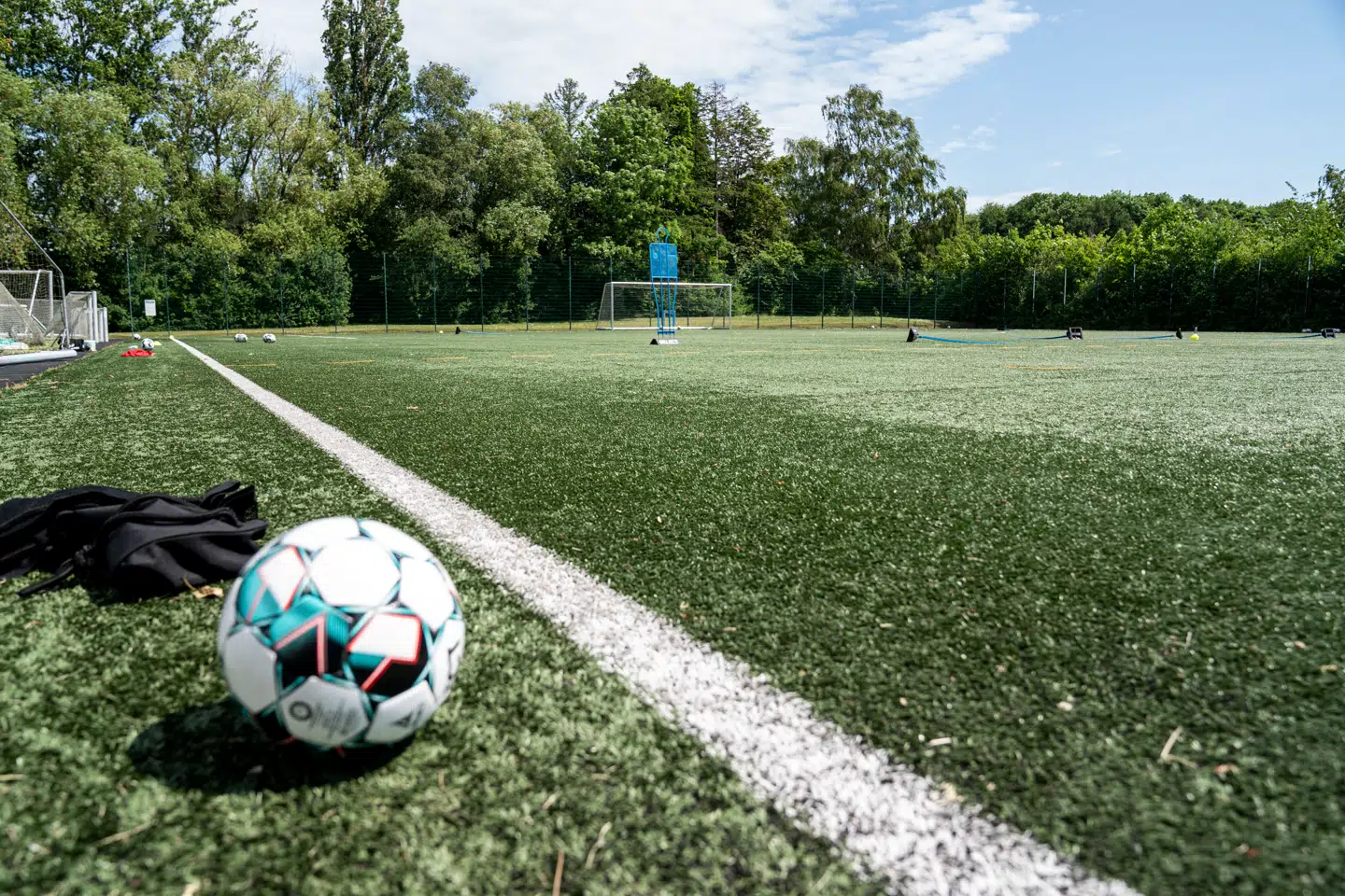 Da Kasper Andersson selv var dreng, mødte han en fodboldtræner, der lærte ham at være i samklang med sine omgivelser. Men hvilke rollemodeller har unge drenge i dag? Arkivfoto: Niels Christian Vilmann, Scanpix