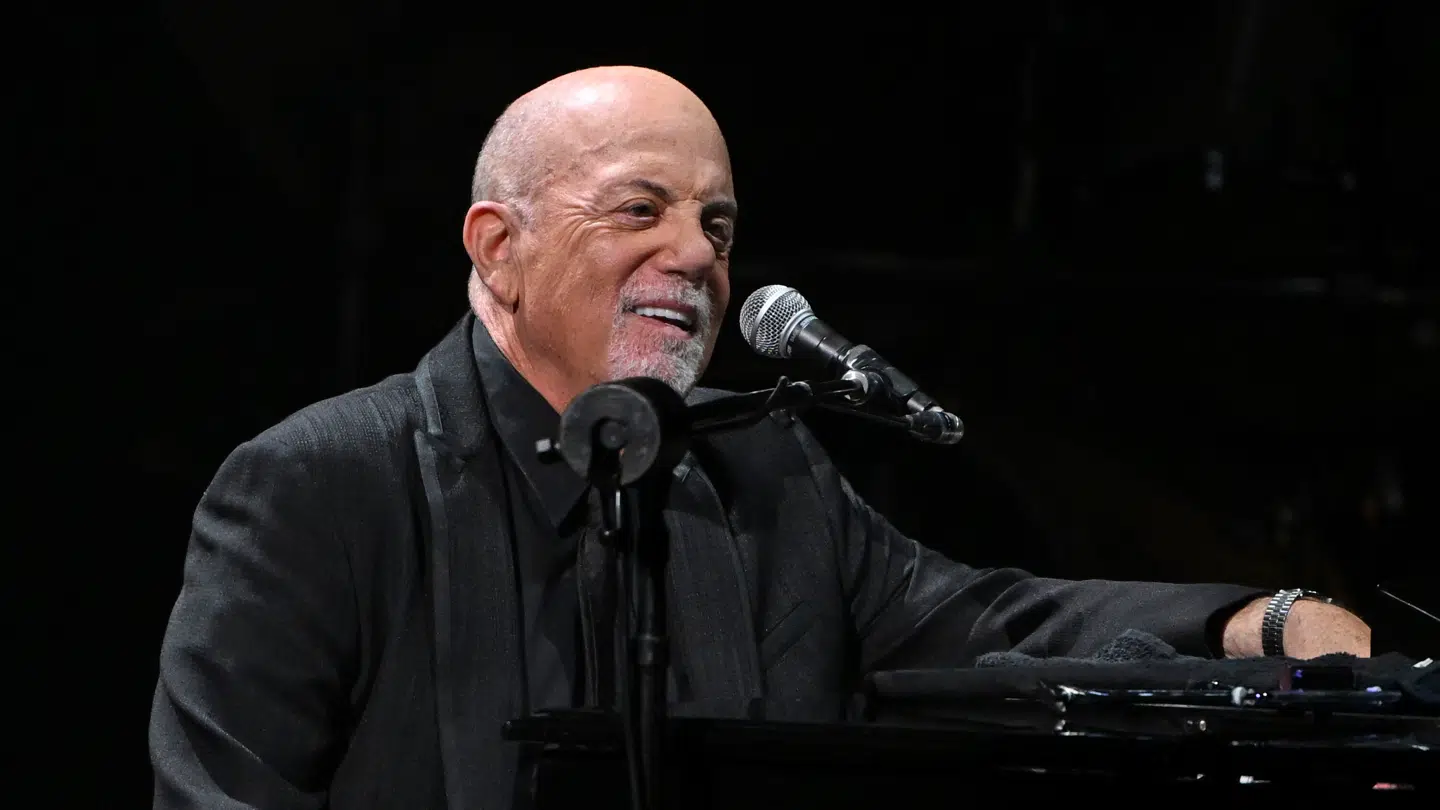 Billy Joel trækker stikket.