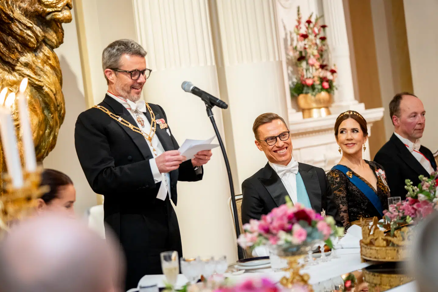 Kong Frederik holdt blandt andet tale under Kongeparrets statsbesøg i Finland i marts.