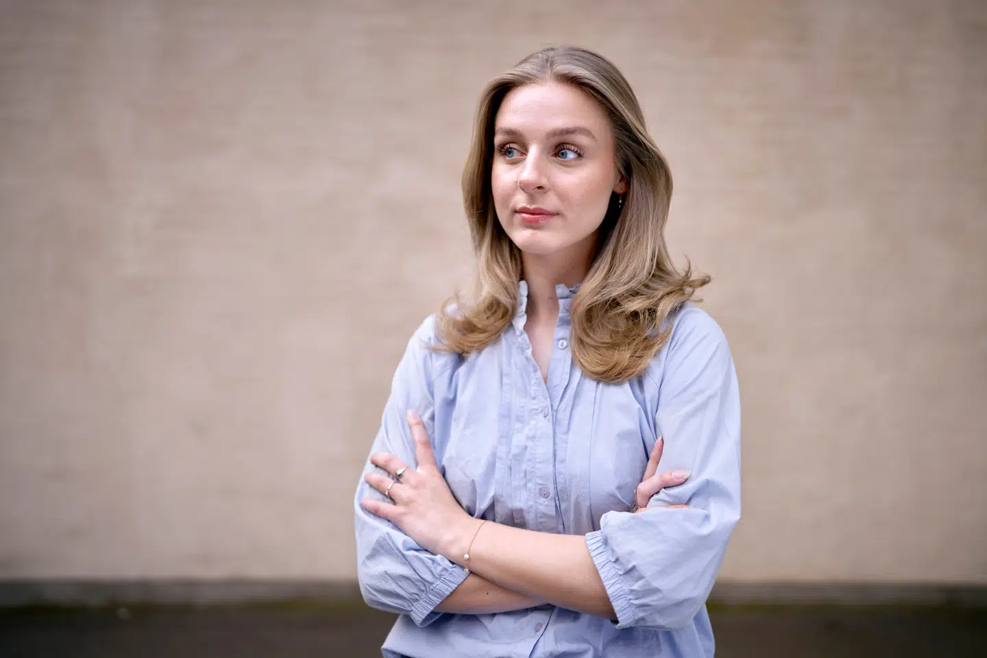 »Nej, jeg er ikke antifeminist, jeg er bare træt af en samtale, hvor nogle stemmer bliver bedt om at tie stille, fordi de tilfældigvis er født med det 'forkerte' køn,« skriver Karoline Haarder.