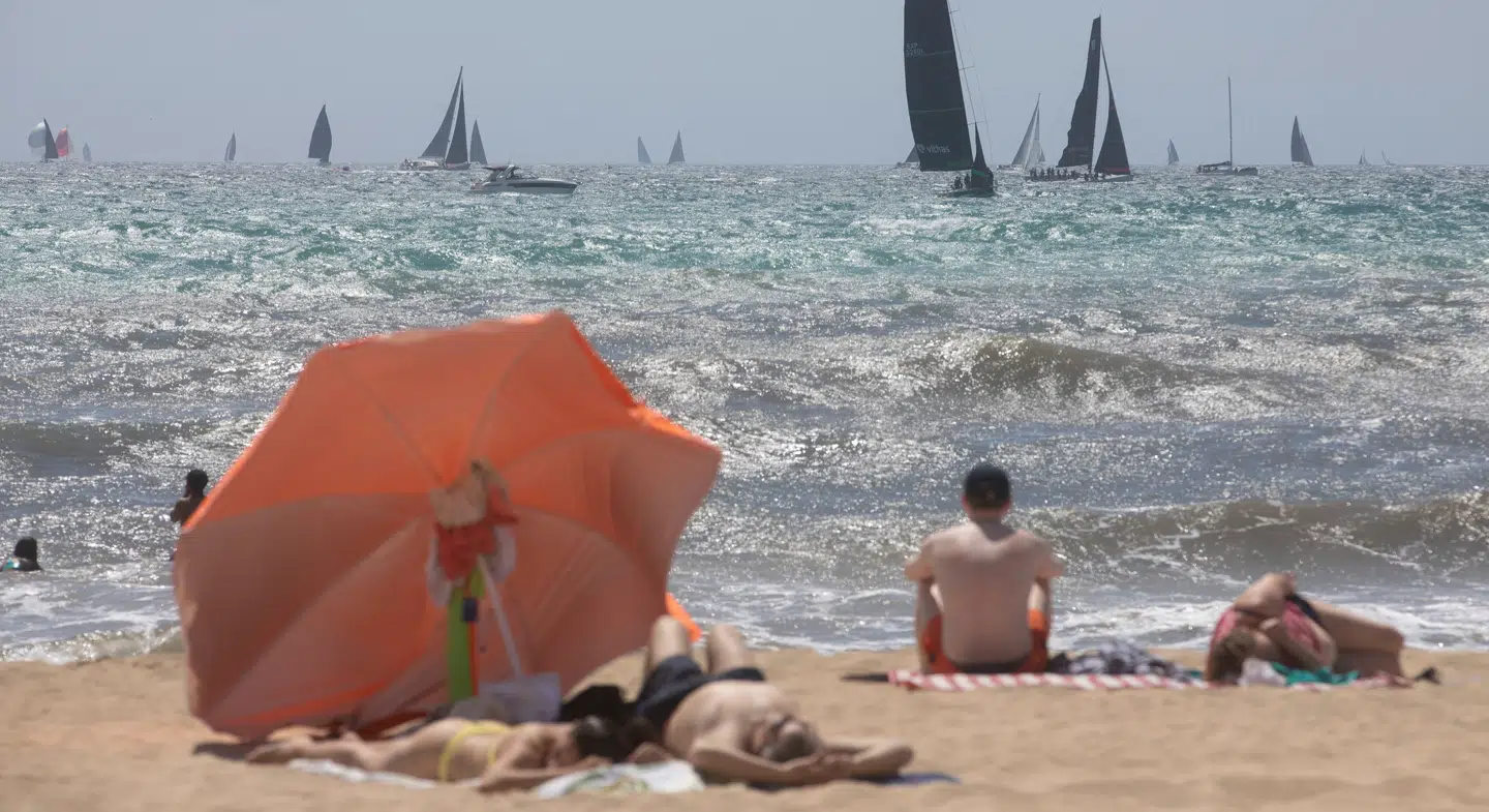 Hvis du trænger til lidt sol, så er det nu, du skal slå til, lyder det fra store danske rejseselskaber.