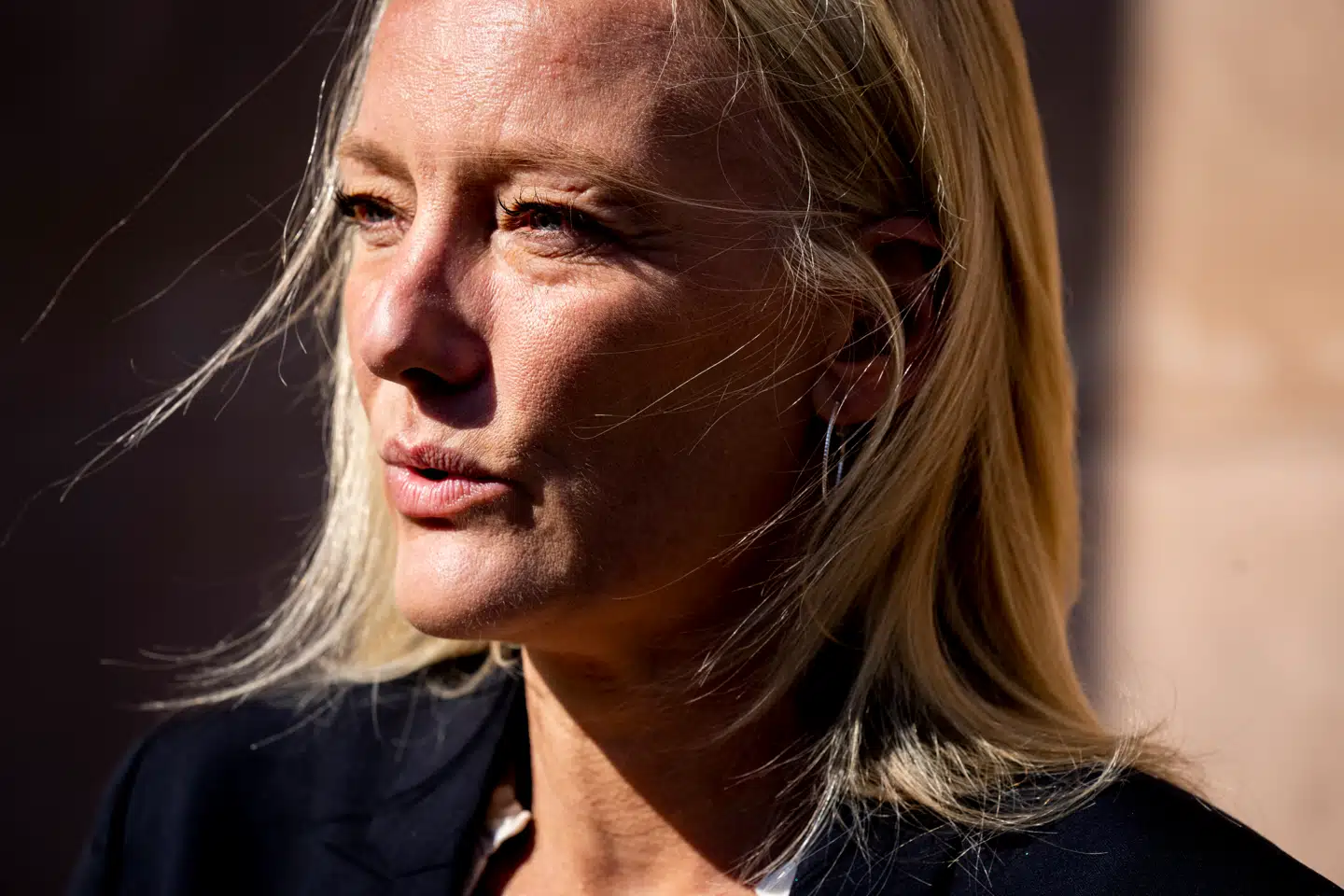 Advokat Luise Høj repræsenterer to af de tiltalte i Operation Greed-sagen – og insisterer nu på at få fremlagt et antal lydfiler, politiet i årevis har hemmeligholdt, og som måske kan afsløre, om politiet har brugt ulovlige efterforskningsmetoder.