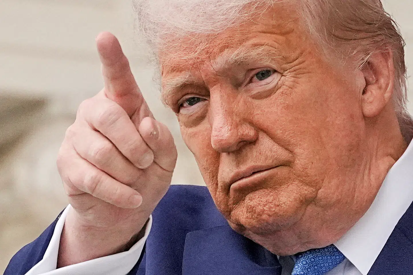 Donald Trumps toldkrig har lavet to u-vendinger indenfor 24 timer.