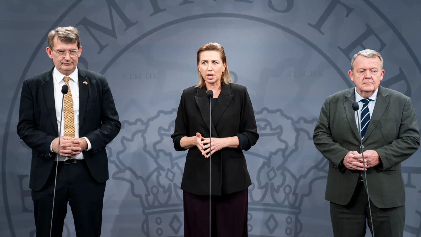 Regeringen får med grovfilen af Joachim B. Olsen.