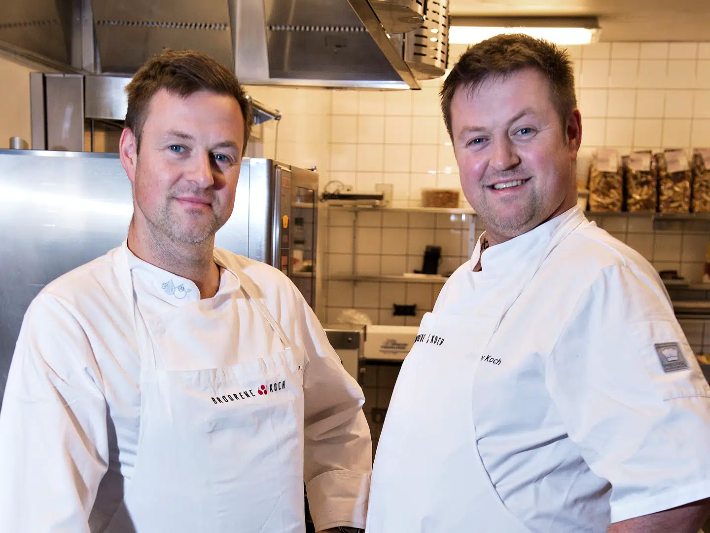 Jesper Koch har tvillingebroren Michael Koch, foruden broren Lasse Koch. De tre brødre har tidligere lavet restauranteventyr sammen, men det er ikke på menuen denne gang, antydes det dog i finaleafsnittet. Foto: Henning Bagger/Ritzau Scanpix