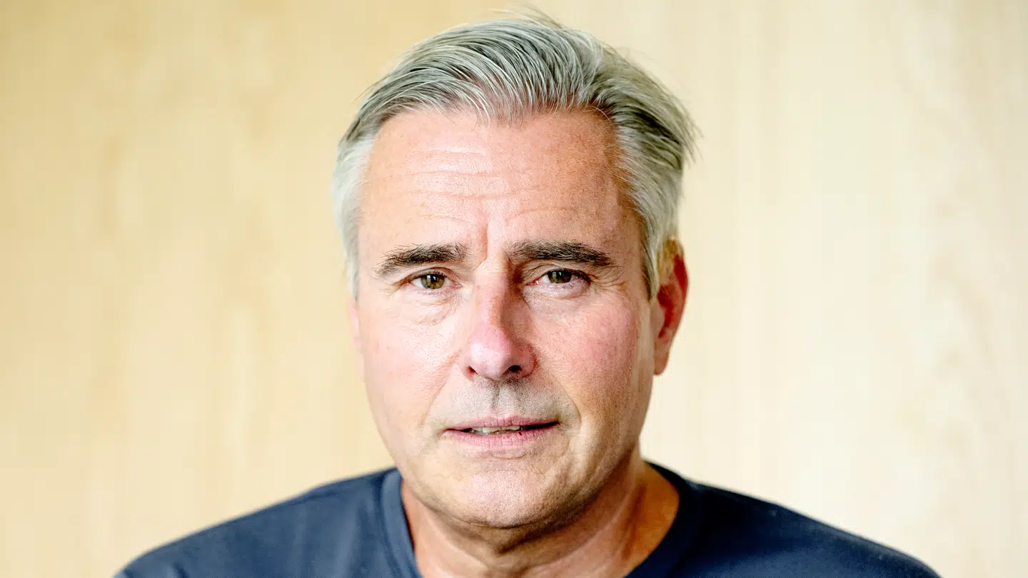 Henrik Sass Larsen er tiltalt for at have været i besiddelse af omkring 6.000 billeder og cirka 2.000 videofiler med seksuelt overgrebsmateriale med børn. Her sidder Henrik Sass Larsen under interviewet med B.T. den 2. juni.