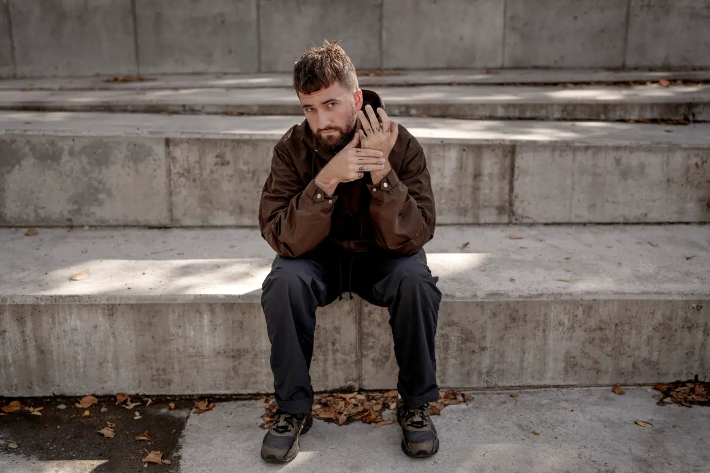 Jonas Risvig har siden efteråret været voldsomt tynget af de angreb, han har været udsat for, fortæller han.