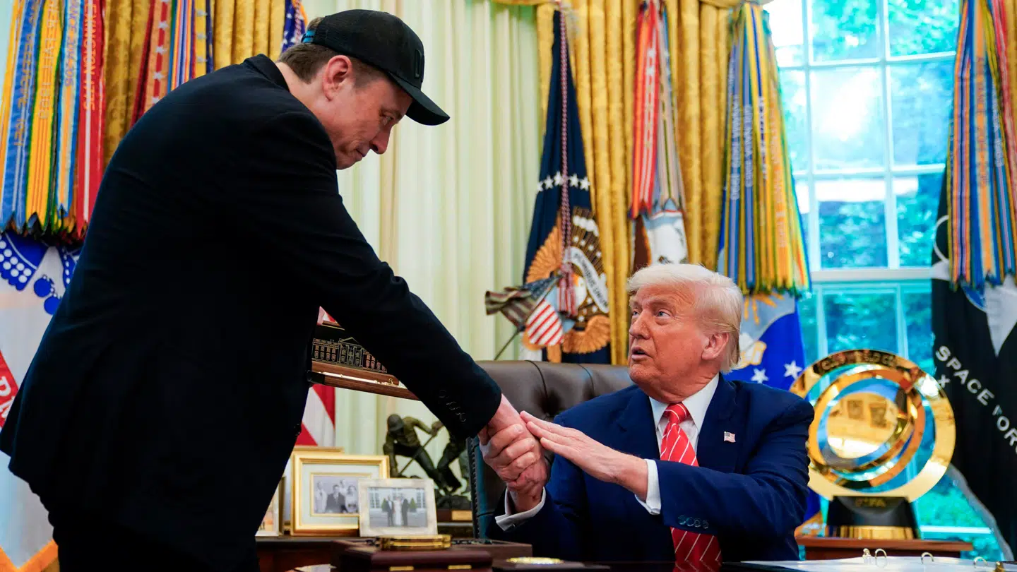 Musk langer ud efter sin nu tidligere chef.