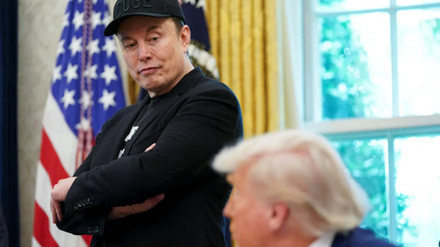 Elon Musk fik nok tirsdag aften, da han i en række opslag på sit sociale medie X rasede over Donald Trumps stort anlagte lovpakke.