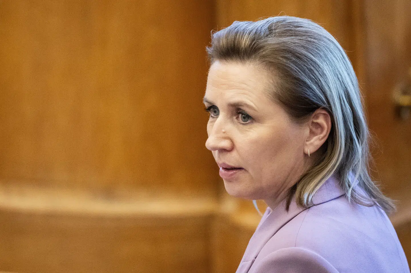 Statsminister Mette Frederiksen (S) vil ikke lave et decideret forbud mod bederum på uddannelser. Det skal ske gennem dialog med institutionerne. (Arkivfoto).