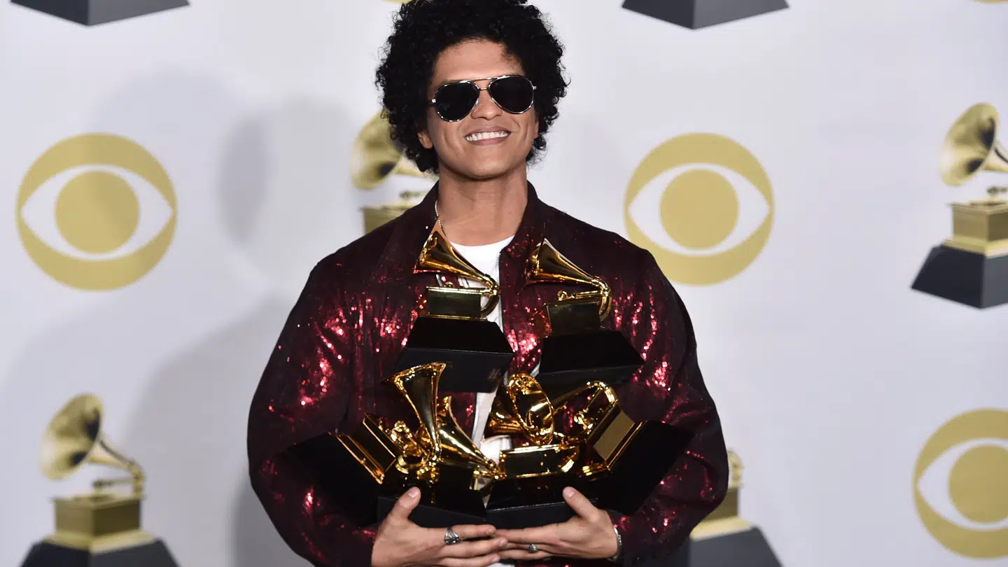 Bruno Mars spiller til den store Bestseller-firmafest.