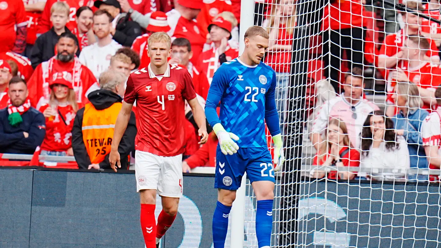 Lucas Høgsberg gjorde det svært for sig selv med sin brøler efter syv minutter - på trods af gode momenter senere hen.