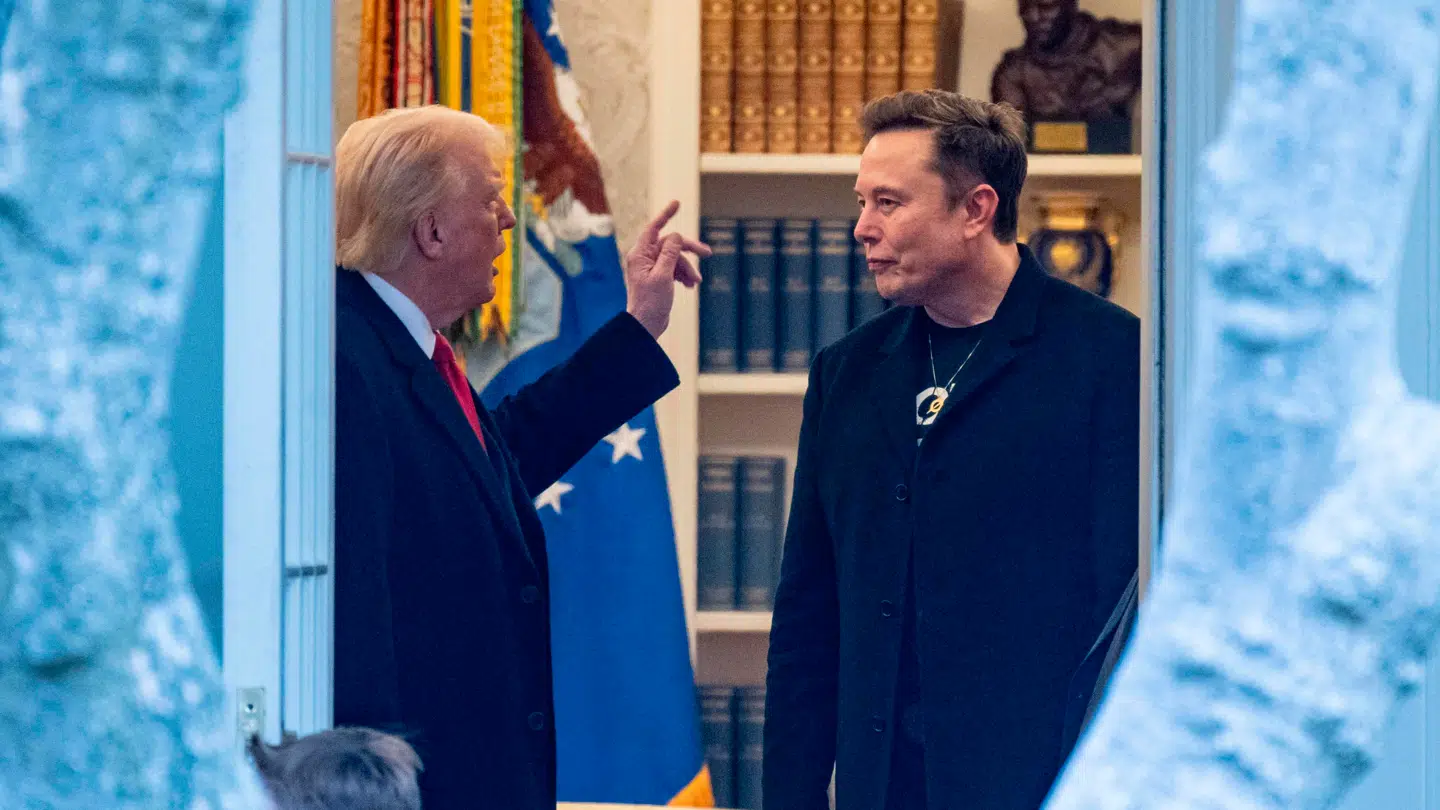 Konflikten mellem de to alfahanner når helt nye højder og det kan få alvorlige konsekvenser.