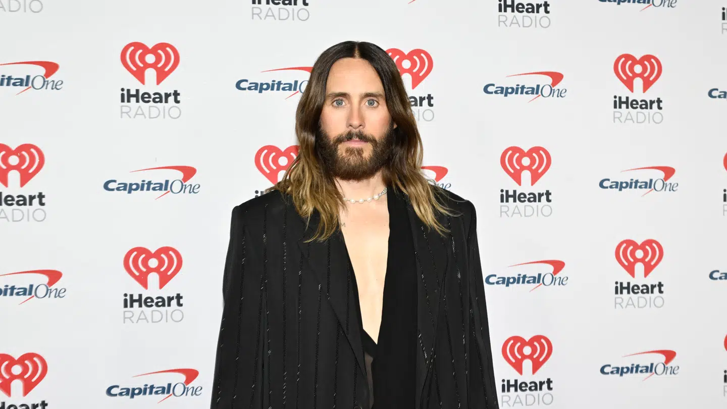 Jared Leto bliver anklaget for at være seksuelt upassende overfor mindreårige. Til mediet Air Mail siger for eksempel to kvinder, at skuespilleren fra 'Fight Club' og 'American Psycho' tilsyneladede flirtede aggressivt med dem, da de kun var 16, og han selv var i 30'erne.