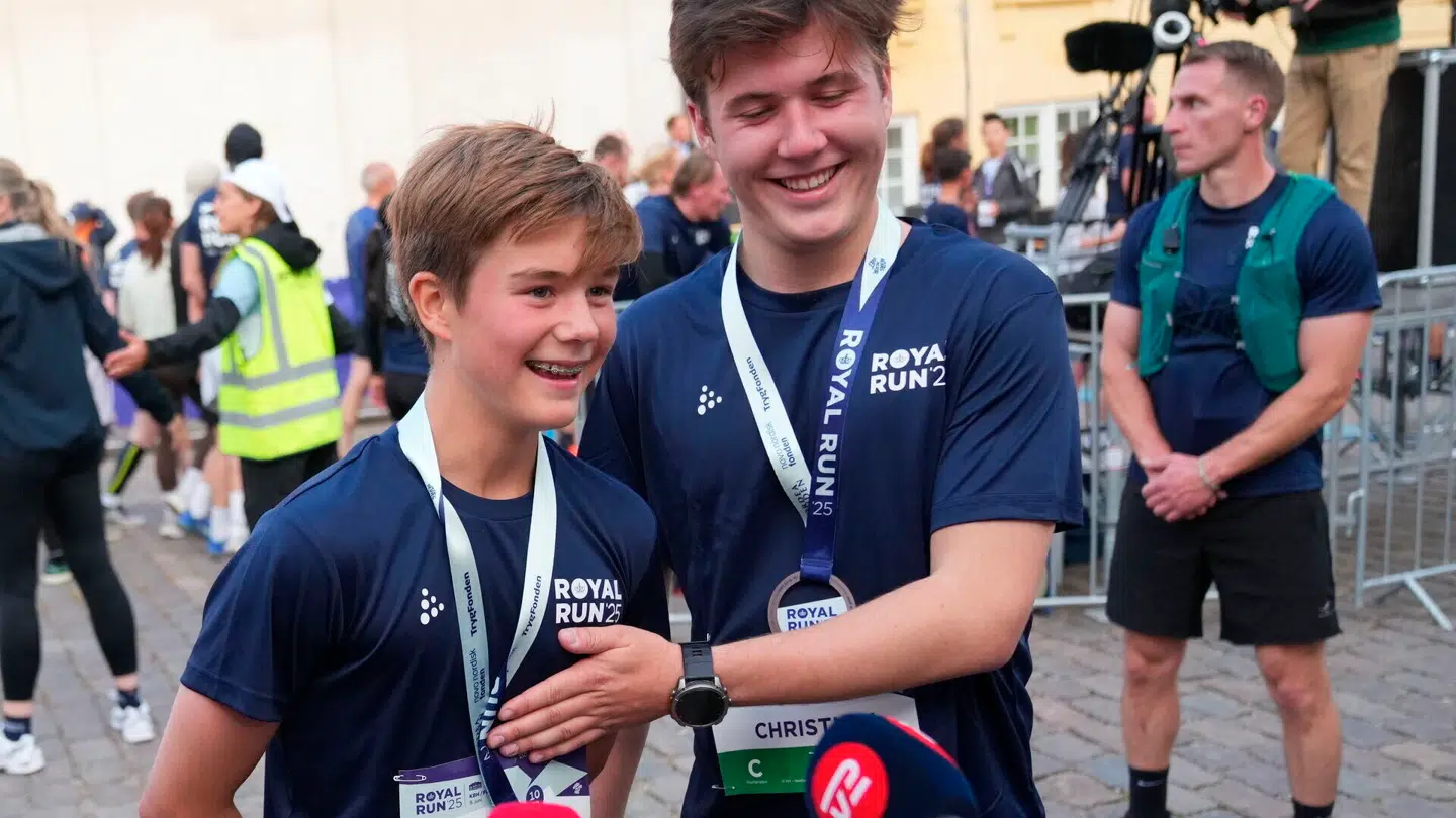 Prins Vincent og kronprins Christian ved målstregen i København.