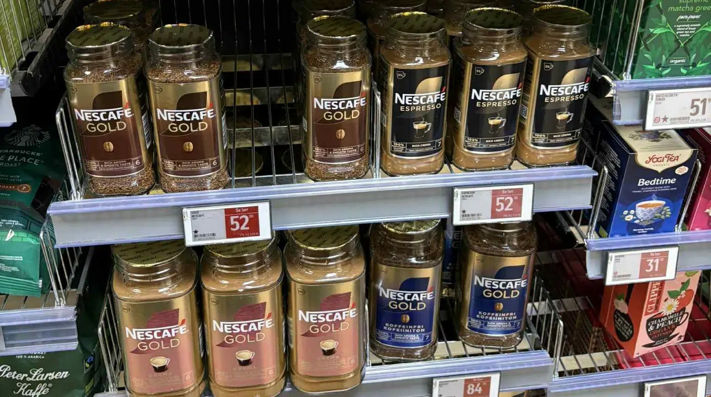 Sådan ser hylden med Nescafé ud i Føtex på Nørrebrogade i København.