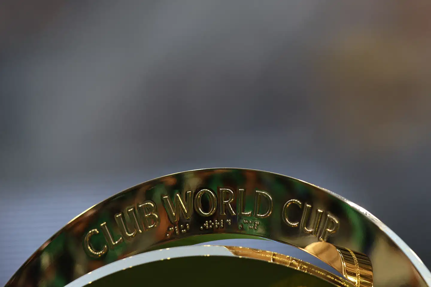 Trofæet, som de 32 klubber spiller om, kommer med en økonomisk indsprøjtning på flere hundrede millioner kroner.