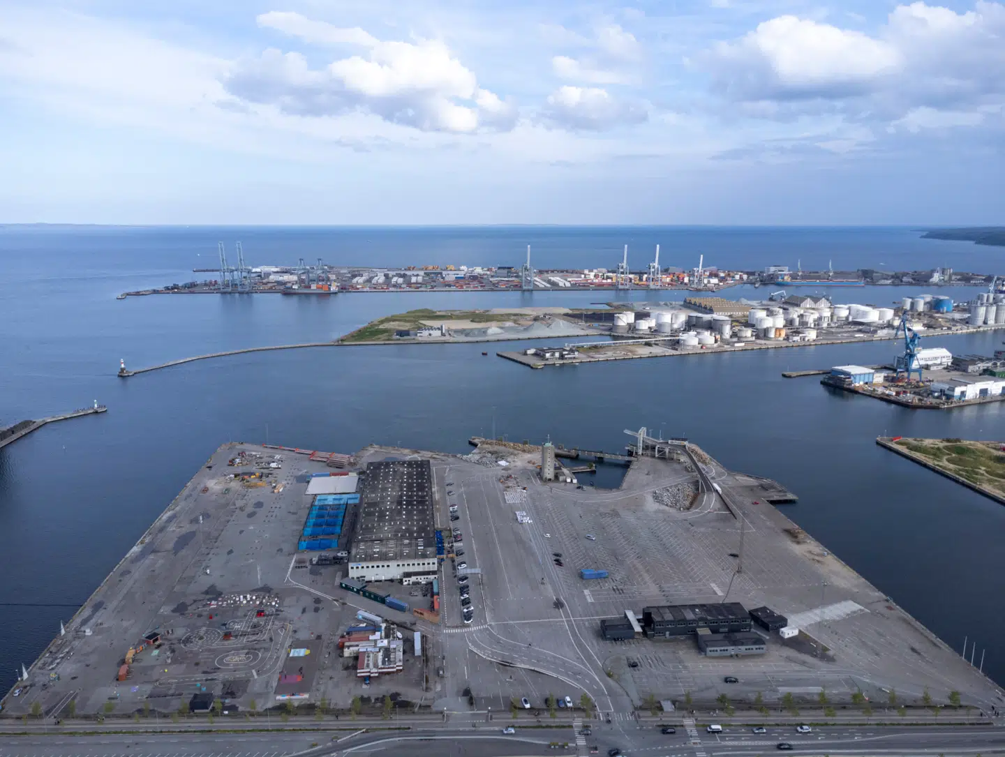 Et tocifret milliardbeløb af danskernes pensionspenge skal i de kommende år skydes i danske havne, her Aarhus.