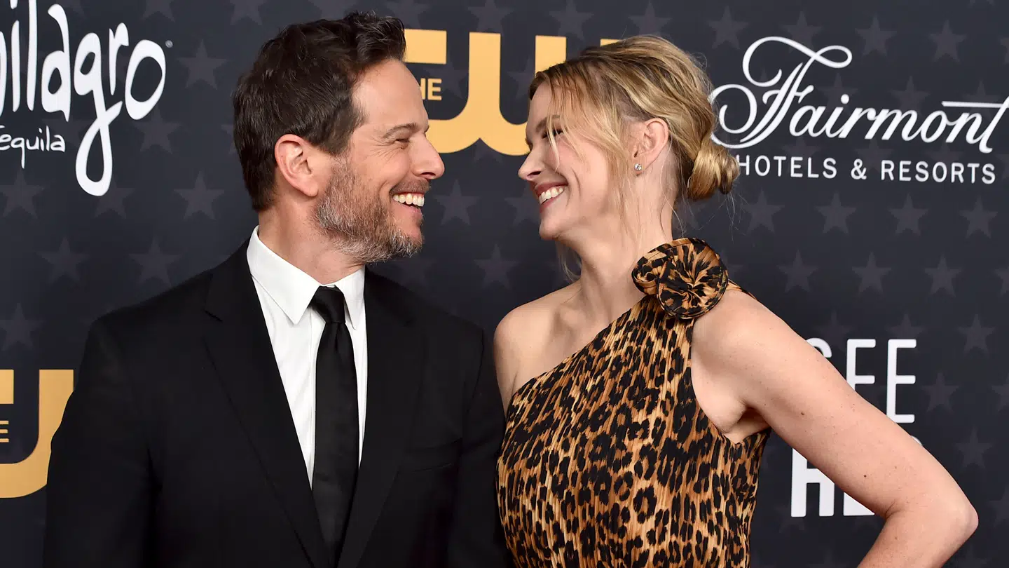 Scott Wolf og Kelley Wolf skal skilles efter 21 års ægteskab. Her ses de til prisuddeling i Los Angeles i 2023.