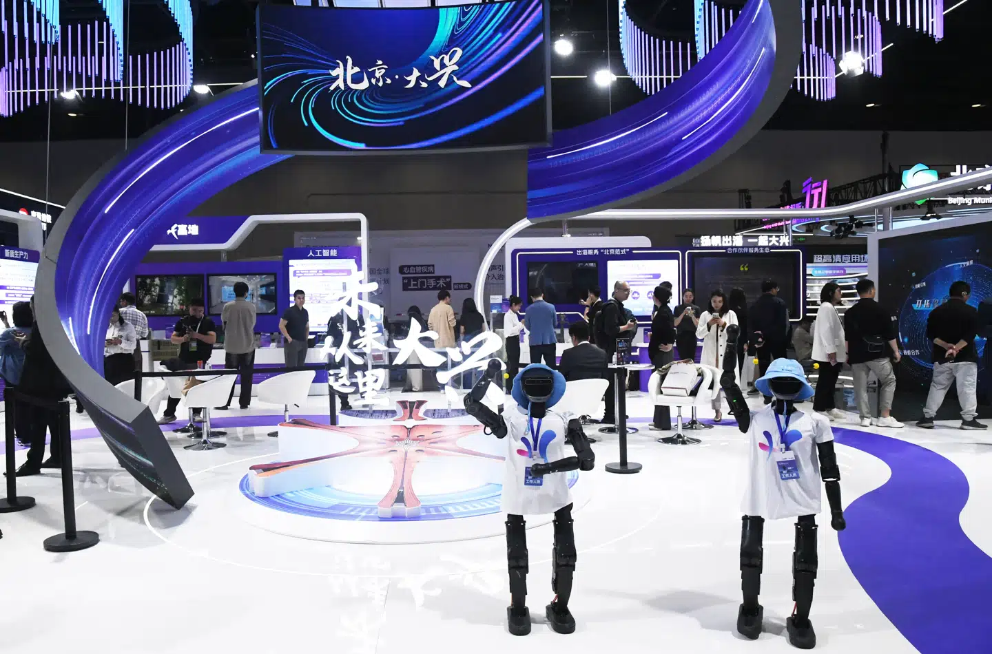 »Først og fremmest skal vi lade os inspirere af deres innovationsevne.« Sådan lyder det fra Peter Bøgh Hansen, der mener, at vi kan lære noget af Kina. Arkivfoto: Xinhua/Ren Chao