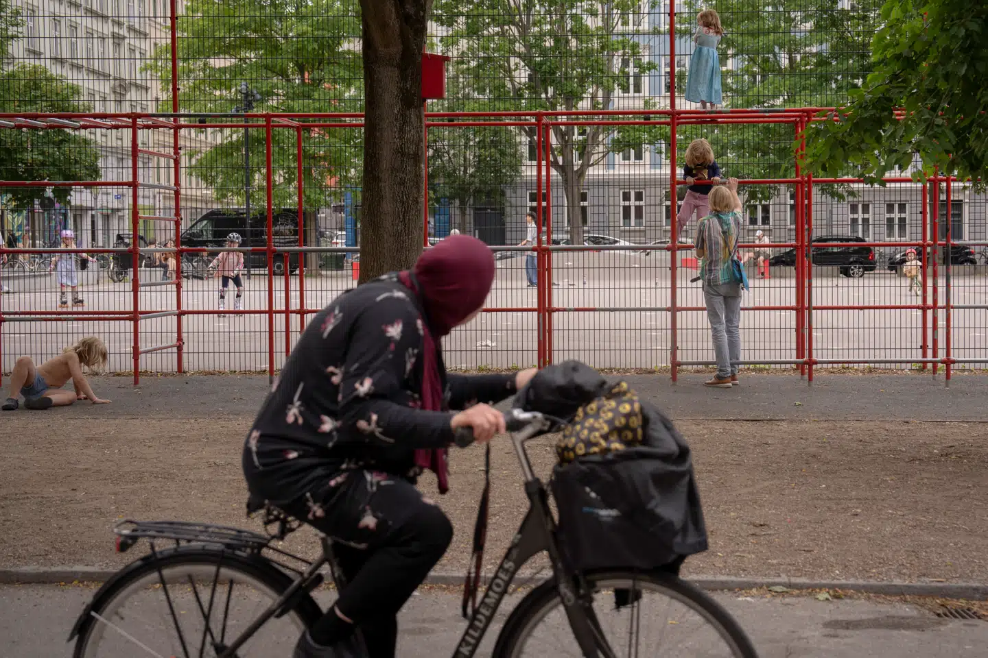 En nulemissionszone på Indre Vesterbro vil føre til flere tusinde kilometers omvejskørsel hver eneste dag, lyder kritikken.